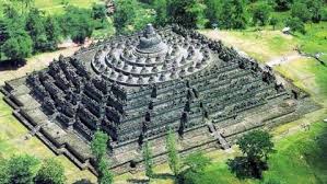 2 Tempat Wisata di Jawa Tengah yang Paling Terkenal