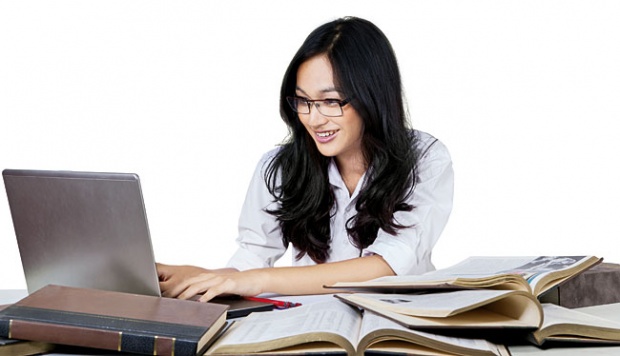 4 Tips Melakoni Kerja Sambil Kuliah yang Seimbang
